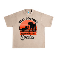 French Oak Treat More Than One Species Urban Heavy Tee - Bettercallsaul