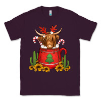 Plum hot coco christmas highland cow Classic Tee - Jasminsmagicworld