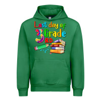 Emerald last day of third grade Urban Hoodie - Artiststas