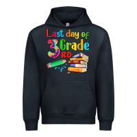 Navy last day of third grade Urban Hoodie - Artiststas