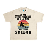 Sandshell Never Underestimate An Old Man Who Loves Skiing Urban Heavy Tee - Bettercallsaul