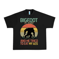 Black Bigfoot is real and he tried to eat my ass Urban Heavy Tee - Bettercallsaul