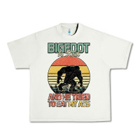 Pistachio Bigfoot is real and he tried to eat my ass Urban Heavy Tee - Bettercallsaul