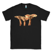 Black lactarius rufus mushroom Classic Tee - LillyAllenDesigns