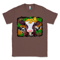 Chestnut st patricks baby cow with leopard background Classic Tee - Jasminsmagicworld