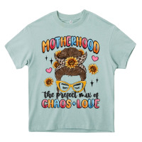 Arona motherhood the perfect mix of chaos and love Heavy Core Tee - MaliasSmallBusiness