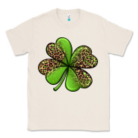 Natural leopard shamrock Classic Tee - Jasminsmagicworld