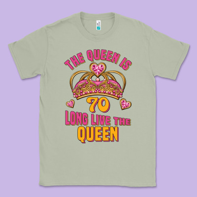The Queen Is 70 Long Live The Queen Classic Tee Designed By Jasminsmagicworld
