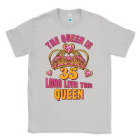 Moon Dust the queen is 35 long live the queen Classic Tee - Jasminsmagicworld