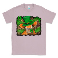 Lilac st patricks orange cow with leopard background Classic Tee - Jasminsmagicworld