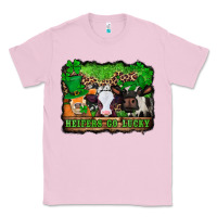 Bubblegum Pink st patricks cows heifers go lucky Classic Tee - Jasminsmagicworld