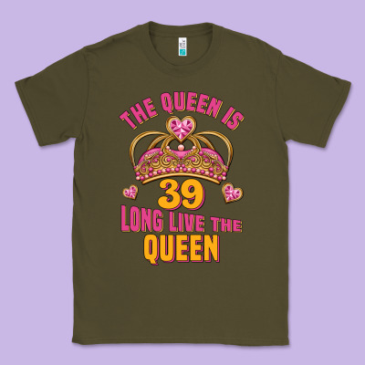 The Queen Is 39 Long Live The Queen Classic Tee Designed By Jasminsmagicworld