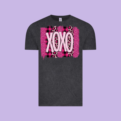 Love Xoxo Brushstrokes Valentines Vintage Tee Designed By Bettercallsaul