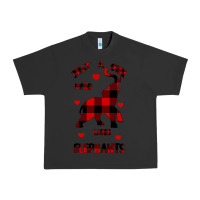 Pigment Black Just a girl who loves Elephants - Elephant Urban Heavy Tee - Bettercallsaul