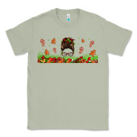 Matcha christmas mama messy bun Classic Tee - Jasminsmagicworld
