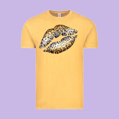 Cheetah Lips Vintage Tee Designed By Bettercallsaul