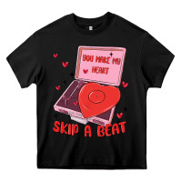 Black heart record player Heavy Core Tee - MaliasSmallBusiness