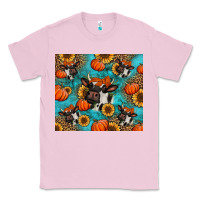 Bubblegum Pink autumn pumpkins holstein cow Classic Tee - Jasminsmagicworld