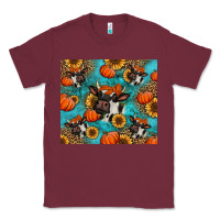 Burgundy autumn pumpkins holstein cow Classic Tee - Jasminsmagicworld
