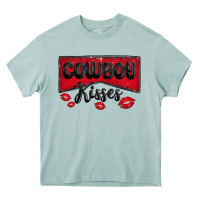 Arona cowboy kisses Heavy Core Tee - MaliasSmallBusiness