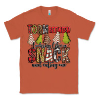 Copper torn between looking like a snack and eating one christmas cake Classic Tee - Jasminsmagicworld