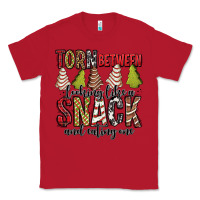 Red torn between looking like a snack and eating one christmas cake Classic Tee - Jasminsmagicworld