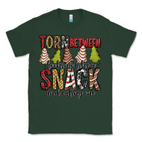 Sports Green torn between looking like a snack and eating one christmas cake Classic Tee - Jasminsmagicworld
