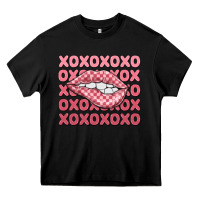 Black xoxo checker lips Heavy Core Tee - MaliasSmallBusiness