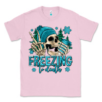 Bubblegum Pink freezing to death winter skull Classic Tee - Jasminsmagicworld