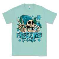 Seafoam freezing to death winter skull Classic Tee - Jasminsmagicworld