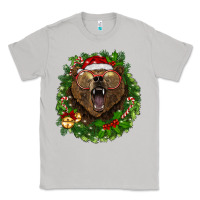 Moon Dust christmas bear  wreath Classic Tee - BarkalooDesign