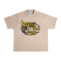 French Oak life is better in boots Urban Heavy Tee - Bettercallsaul