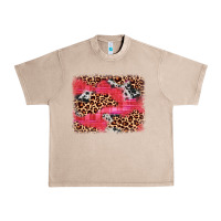 French Oak valentine's day cowhide leopard background Urban Heavy Tee - JahusDesignShop