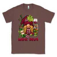 Chestnut vine diva  gnome Classic Tee - BarkalooDesign