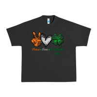 Pigment Black peace love st patrick's day Urban Heavy Tee - Bettercallsaul