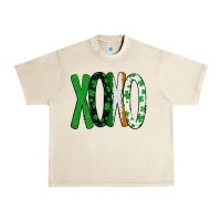 Sandshell st. patrick's day xoxo Urban Heavy Tee - Bettercallsaul