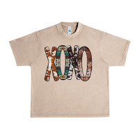 French Oak Xoxo Leopard Heart Urban Heavy Tee - Bettercallsaul