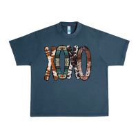 Midnight Navy Xoxo Leopard Heart Urban Heavy Tee - Bettercallsaul