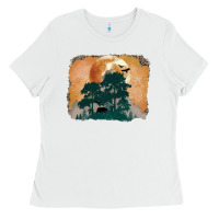 White wilderness leopard Ladies Tee - MaliasSmallBusiness