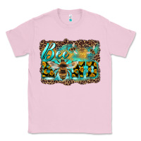 Bubblegum Pink bee kind with sunflower and leopard background Classic Tee - Artiststas