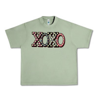 Oil Green xoxo digital valentines day Urban Heavy Tee - Bettercallsaul