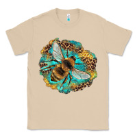 Mushroom leopard honeycomb with bee Classic Tee - Artiststas