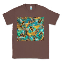 Chestnut honeycomb and bees with leopard Classic Tee - Artiststas