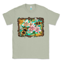 Matcha bees and lilies with leopard Classic Tee - Artiststas
