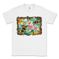 White bees and lilies with leopard Classic Tee - Artiststas