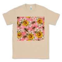 Mushroom bees and flowers Classic Tee - Artiststas