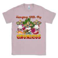 Lilac hanging with gnomigos Classic Tee - Artiststas