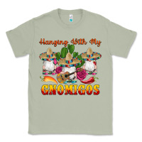 Matcha hanging with gnomigos Classic Tee - Artiststas
