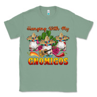 Sage hanging with gnomigos Classic Tee - Artiststas