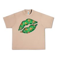 Burro St. Patricks Day Green Lips Urban Heavy Tee - Bettercallsaul